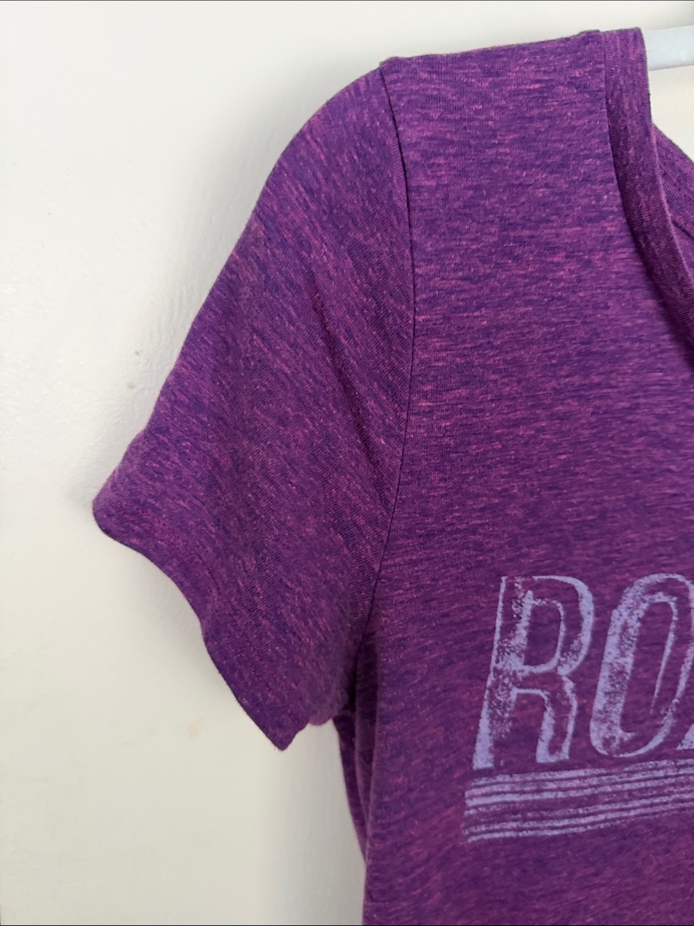 Roxy Purple/Blue Short-Sleeve Tee - Sz XL (fits like medium) - Picture 4 of 5